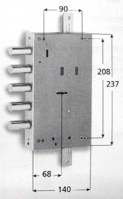 SERRATURA FIAM art. 802 sp. 05